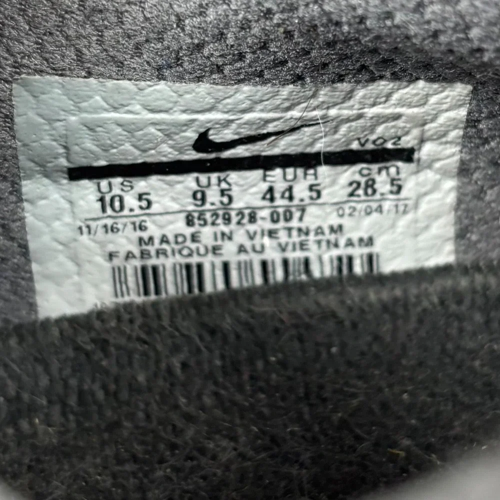 Nike Mens Metcon 3 Training Shoes Gray Orange 852928-007 Mens 10.5 Crossfit